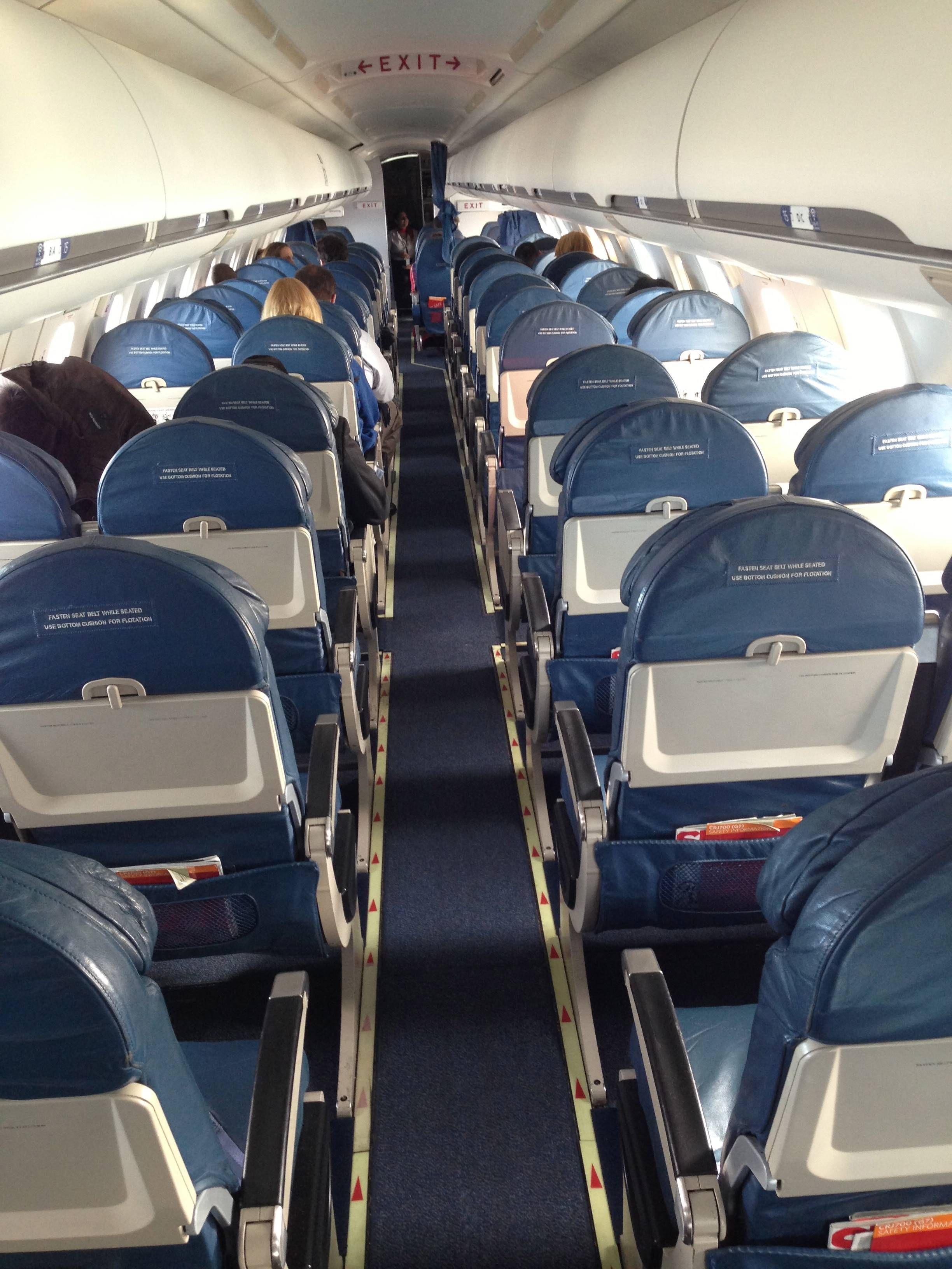 Delta First Class CRJ700