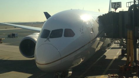 United First - Primeira Classe Doméstica - Boeing 787-800 Dreamliner