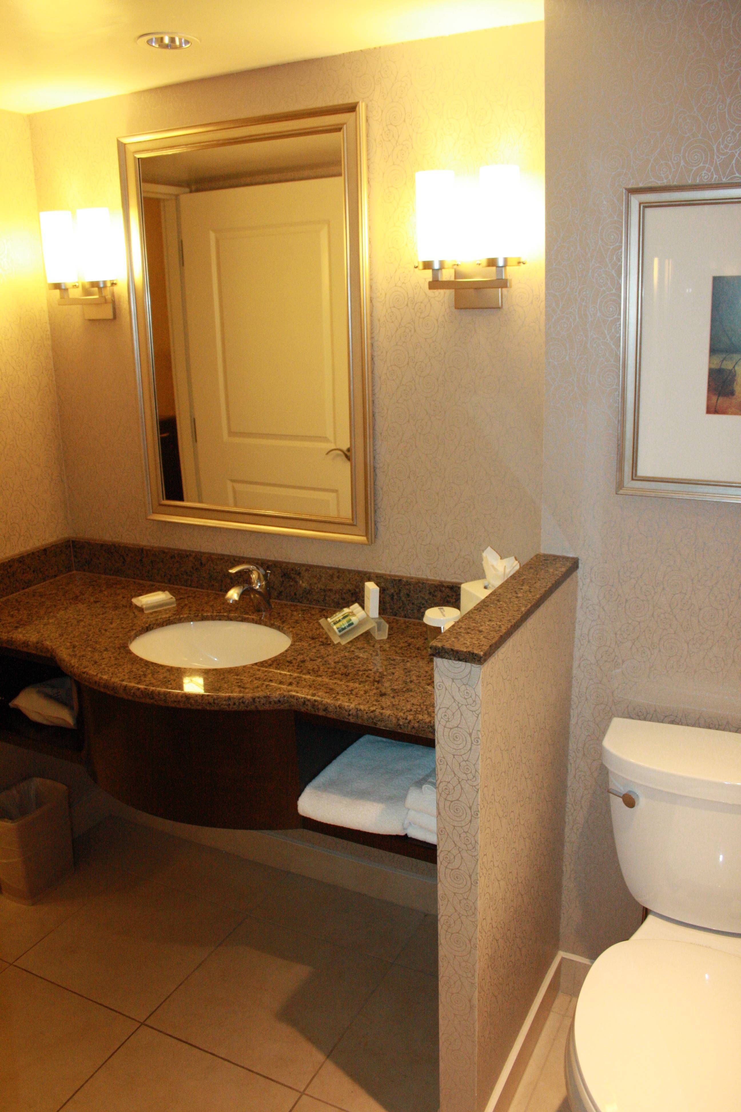 Hilton Garden Inn Toronto Downtown