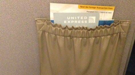 Classe Econômica da United no Embraer 145