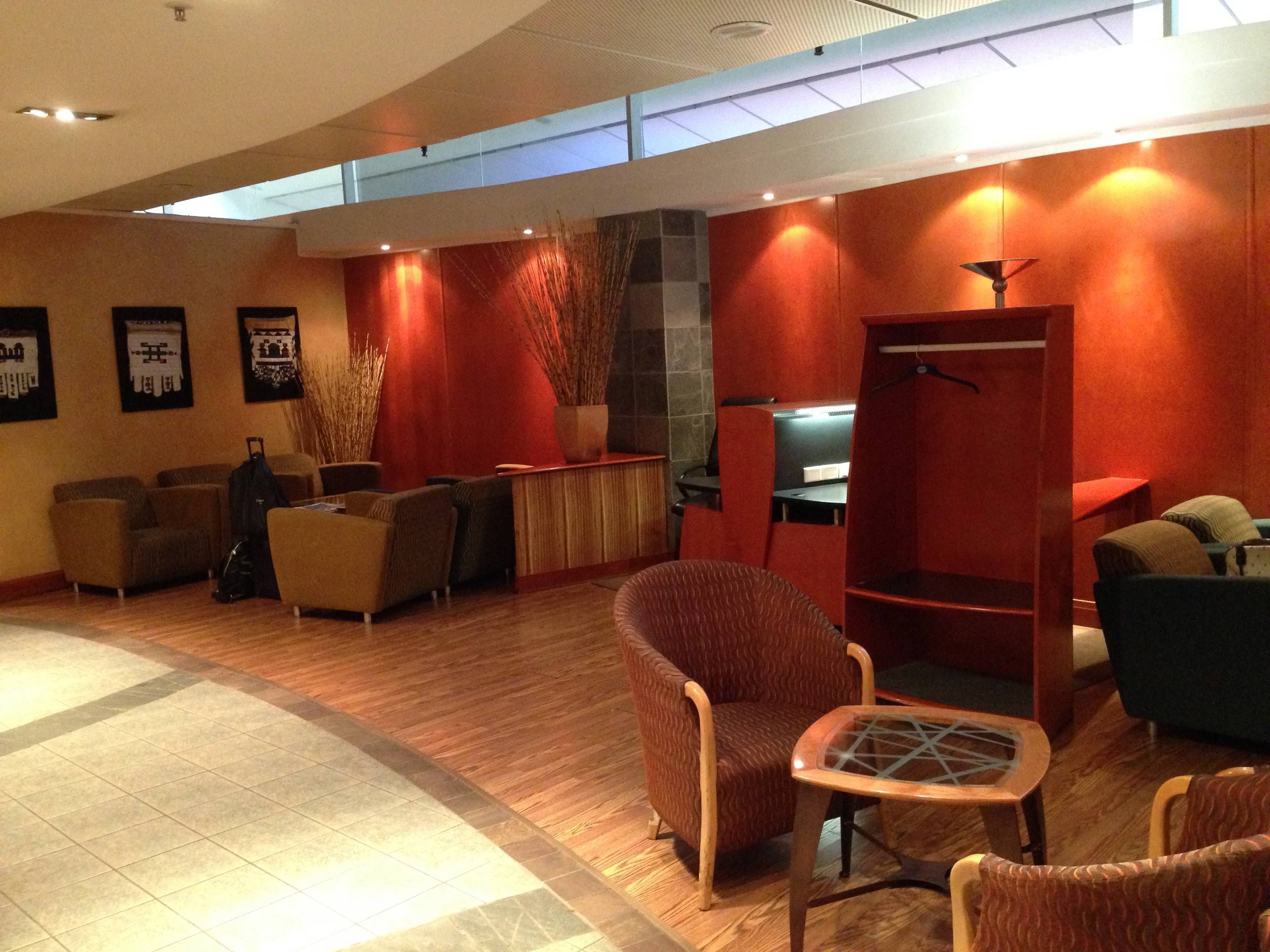 Premium Lounge South African Aiways JNB