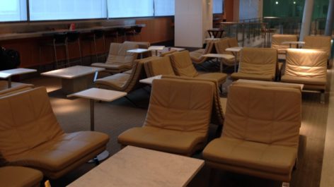 Sala VIP Delta SkyClub no Aeroporto de Miami (MIA)