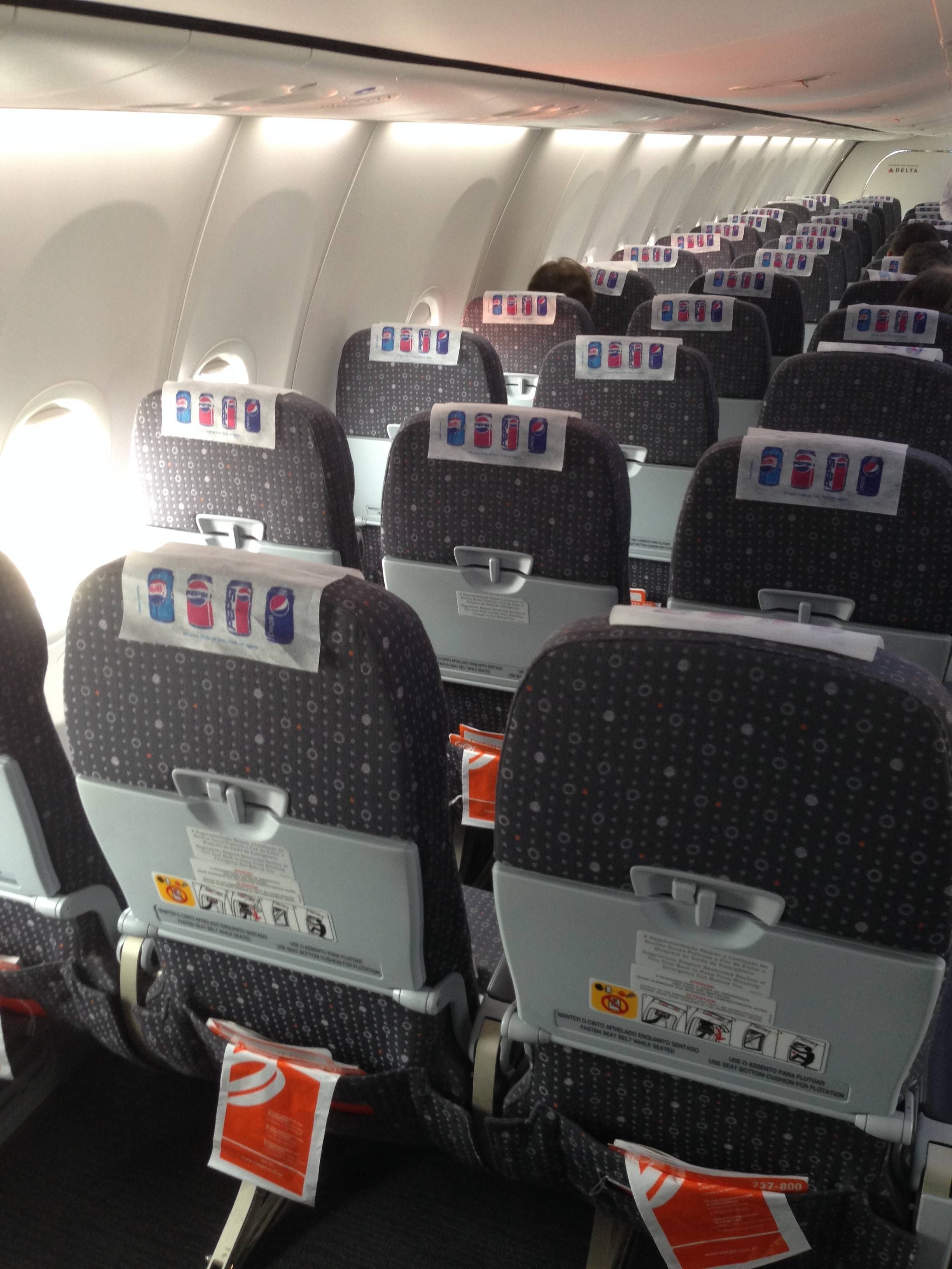 Boeing 737-800 GOL Sky Interior