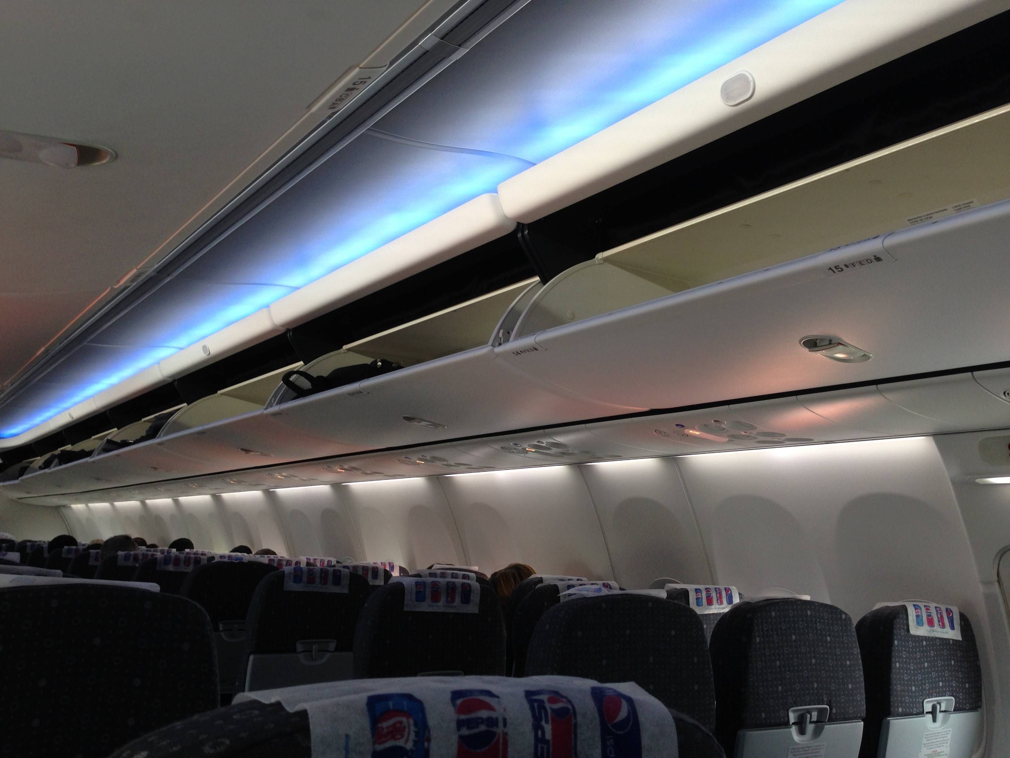 Boeing 737-800 GOL Sky Interior