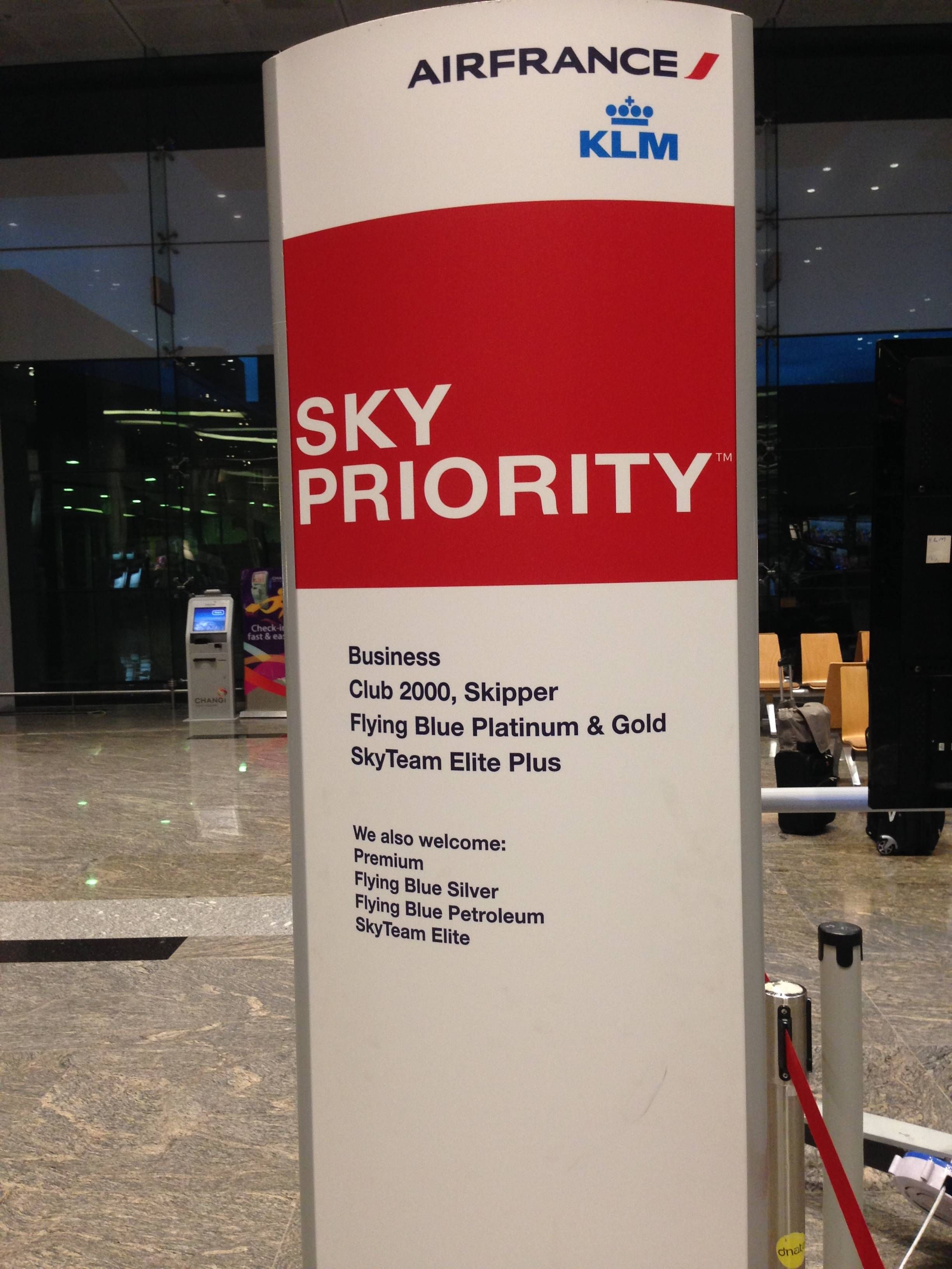 skyview lounge cathay pacific changi airport singapore