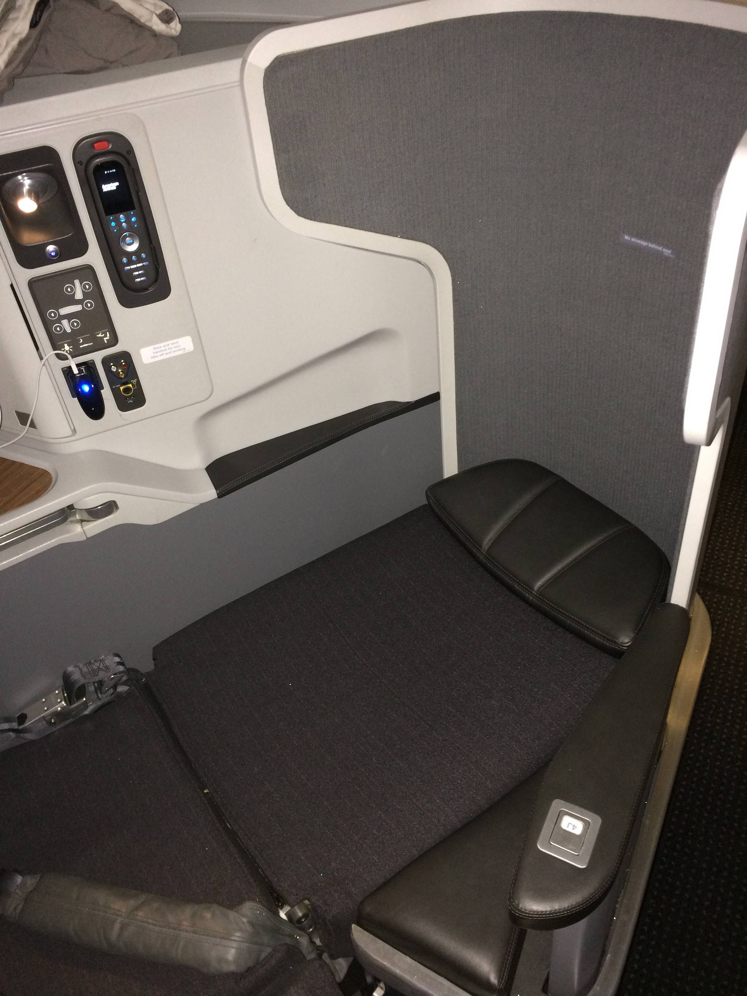 American Airlines Classe Executiva Boeing 777-300ER Business Class