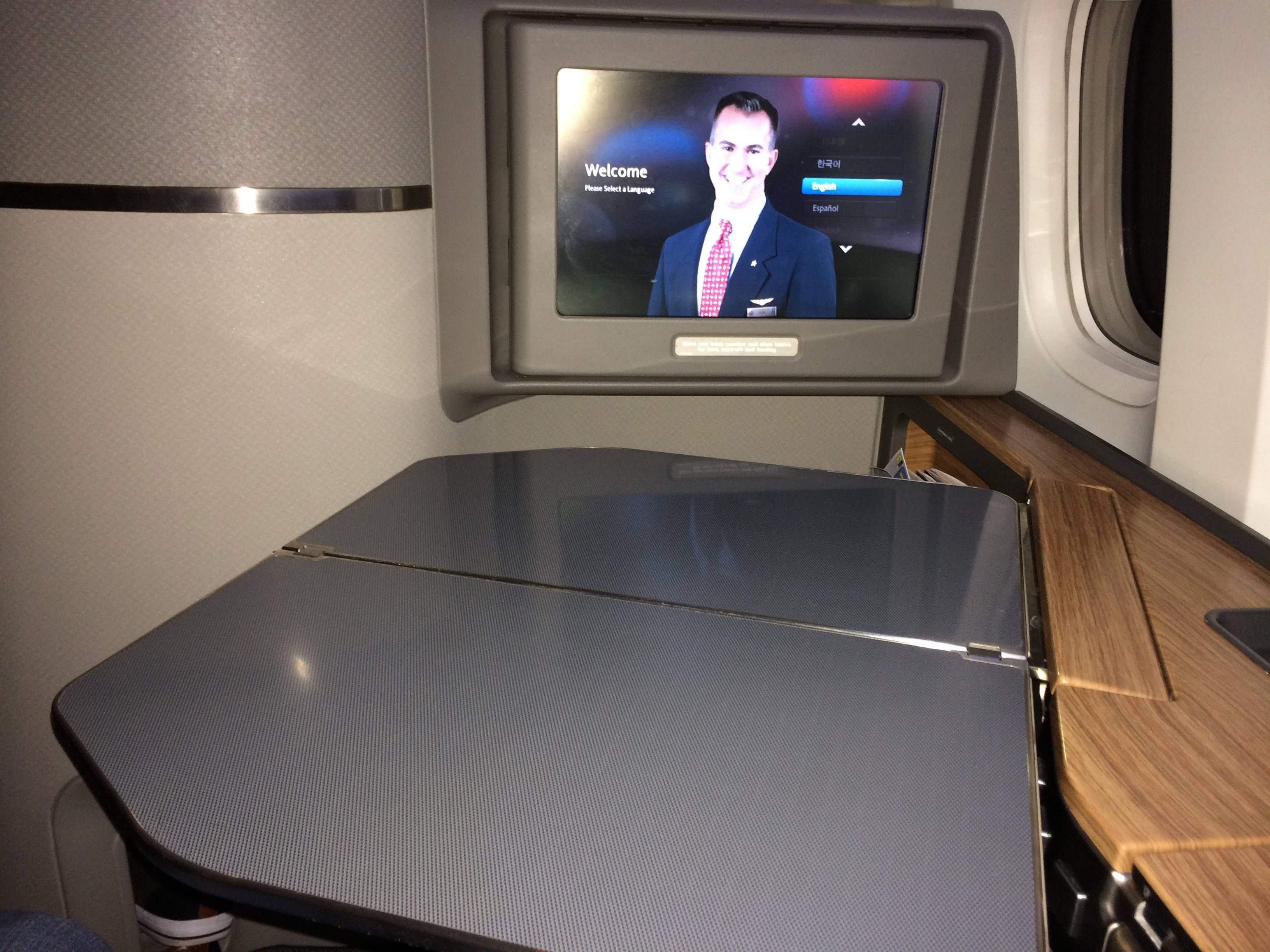 American Airlines Primeira Classe Boeing 777-300ER Flagship Suite