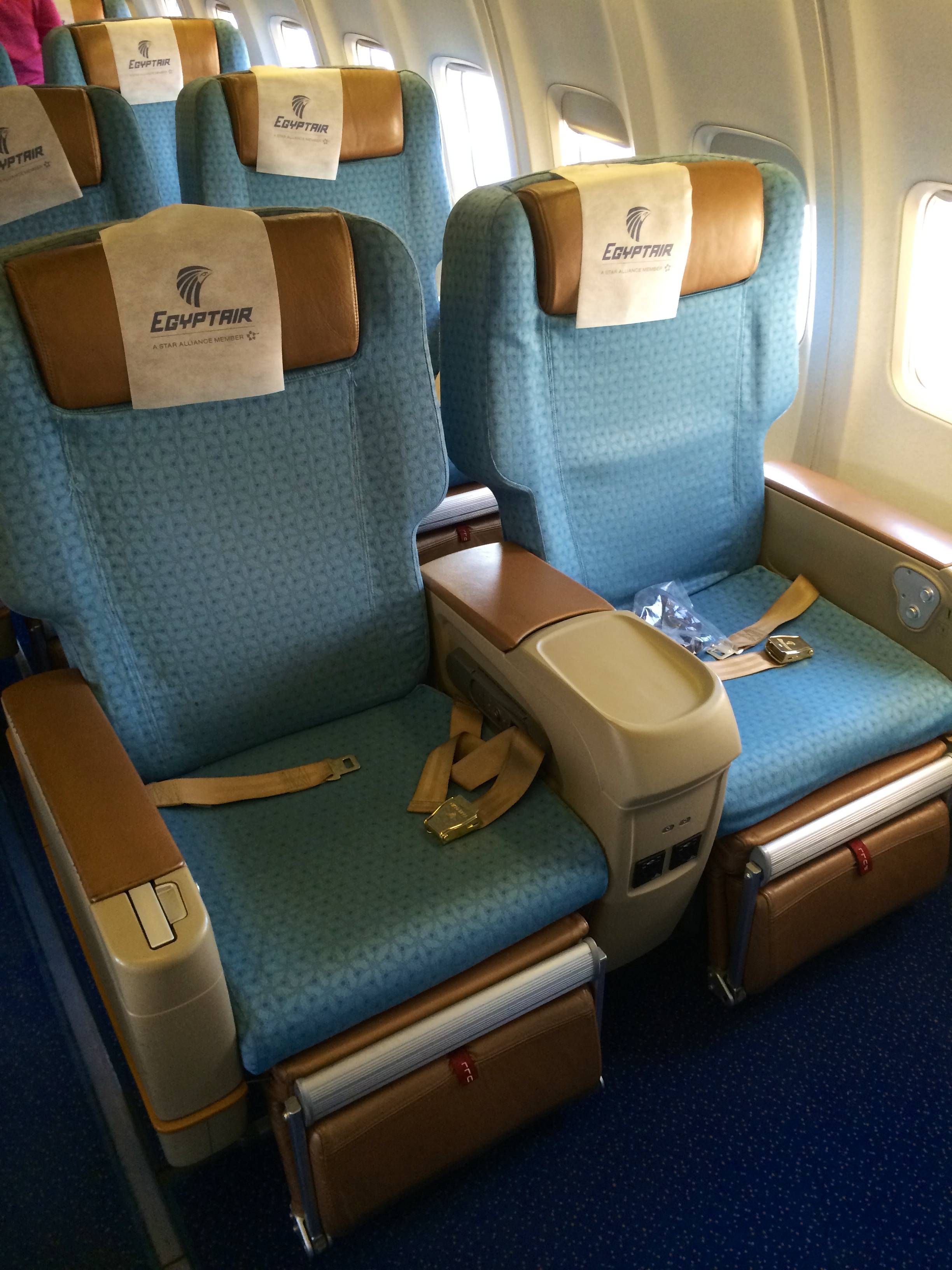 Classe Executiva Egyptair B737 Business Class