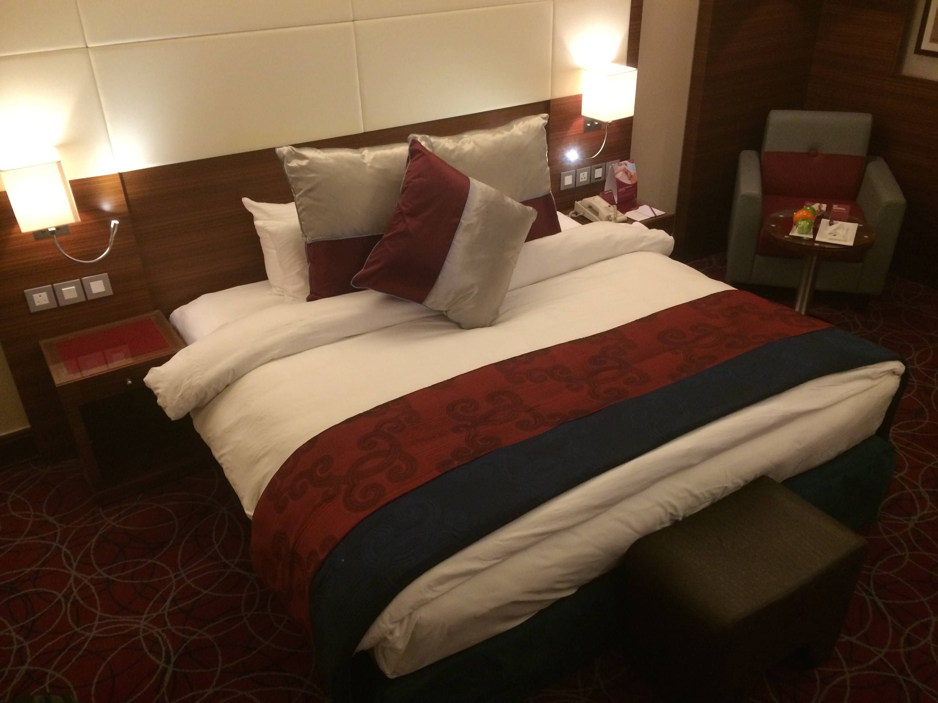 crowne plaza amman