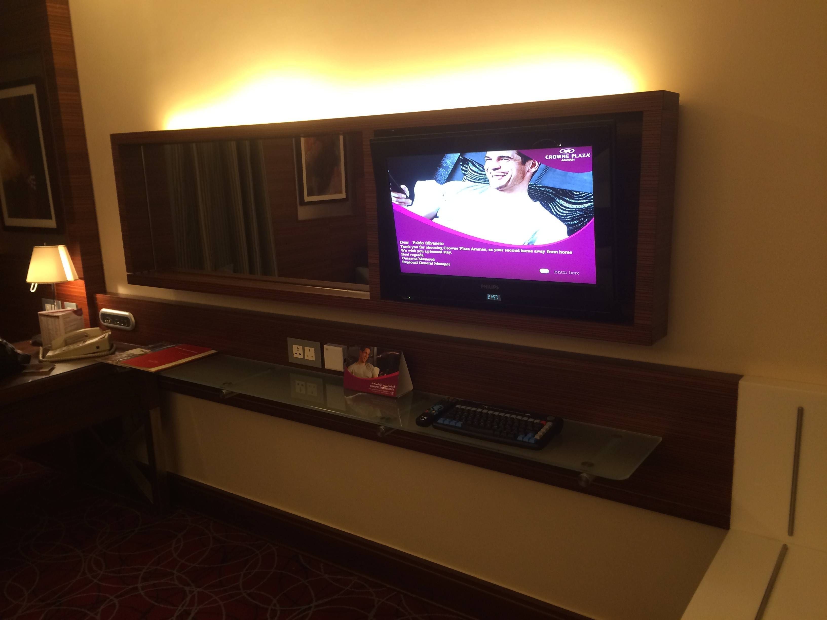 crowne plaza amman