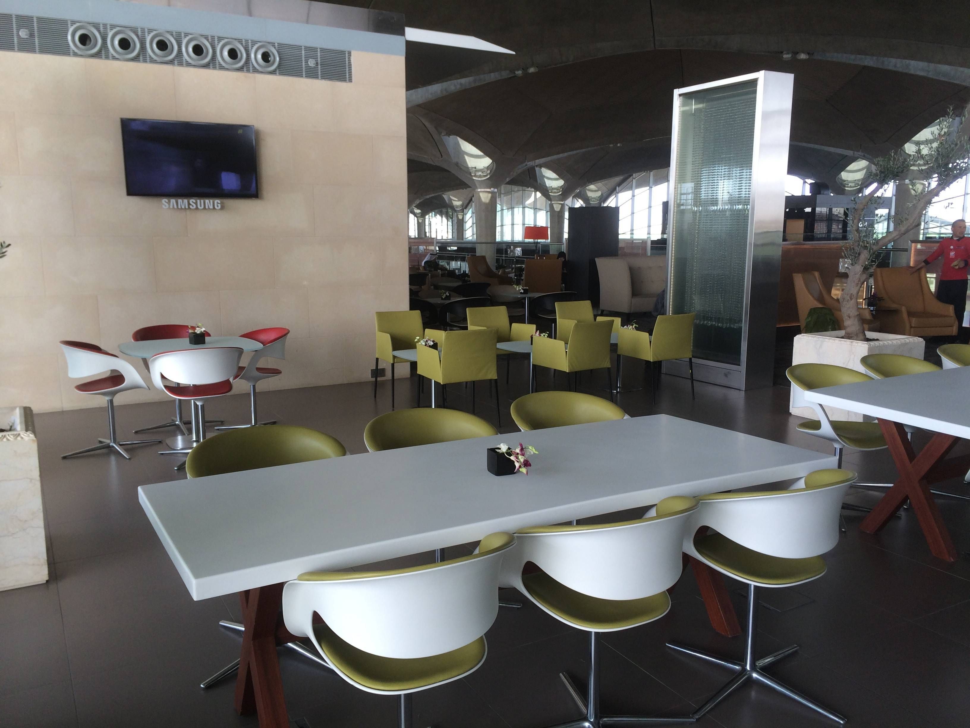 Crown Lounge Royal Jordanian Amman