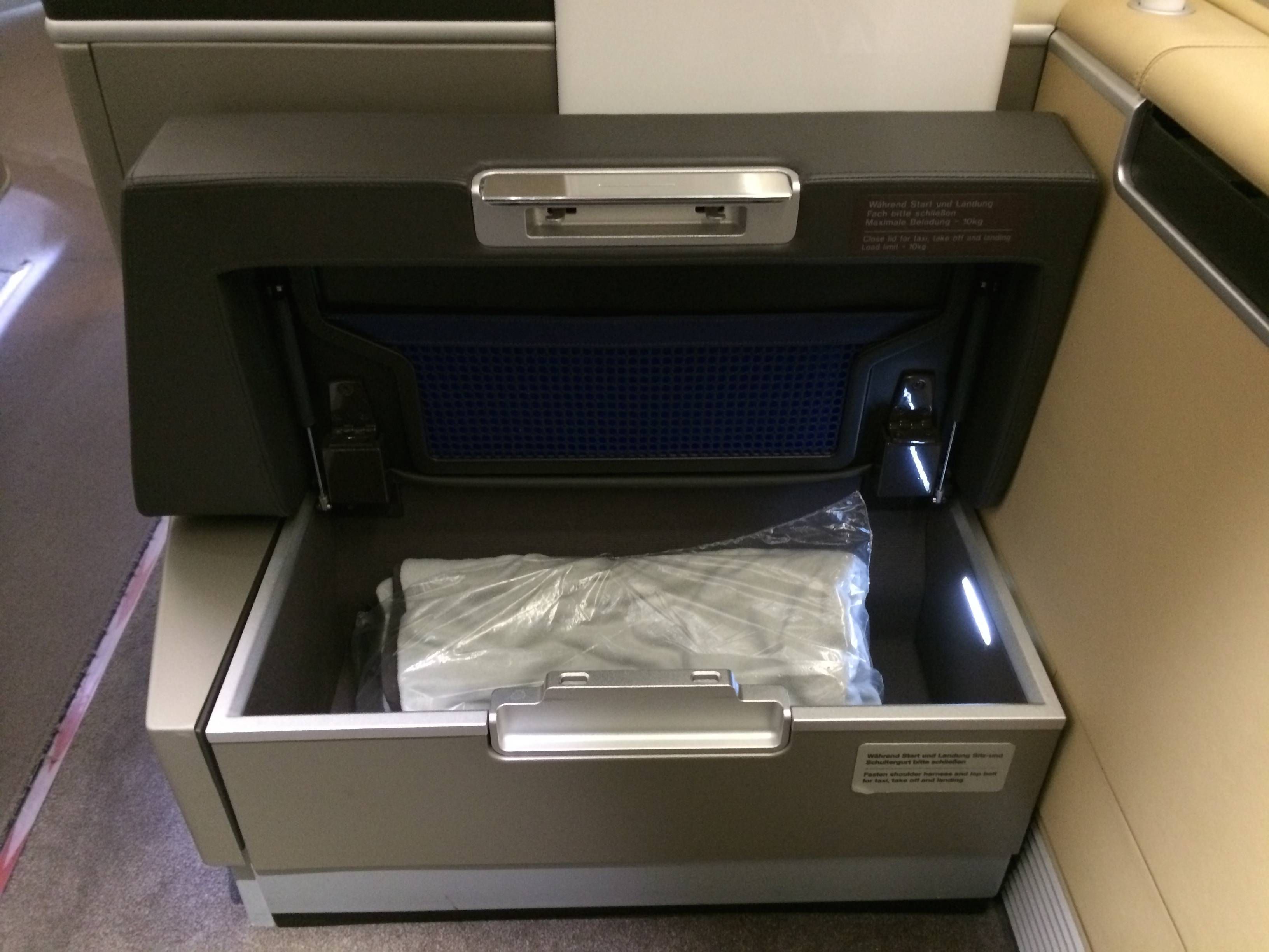 Lufthansa Primeira Classe Voo Inaugural B747-8 Sao Paulo Frankfurt - passageirodeprimeiira