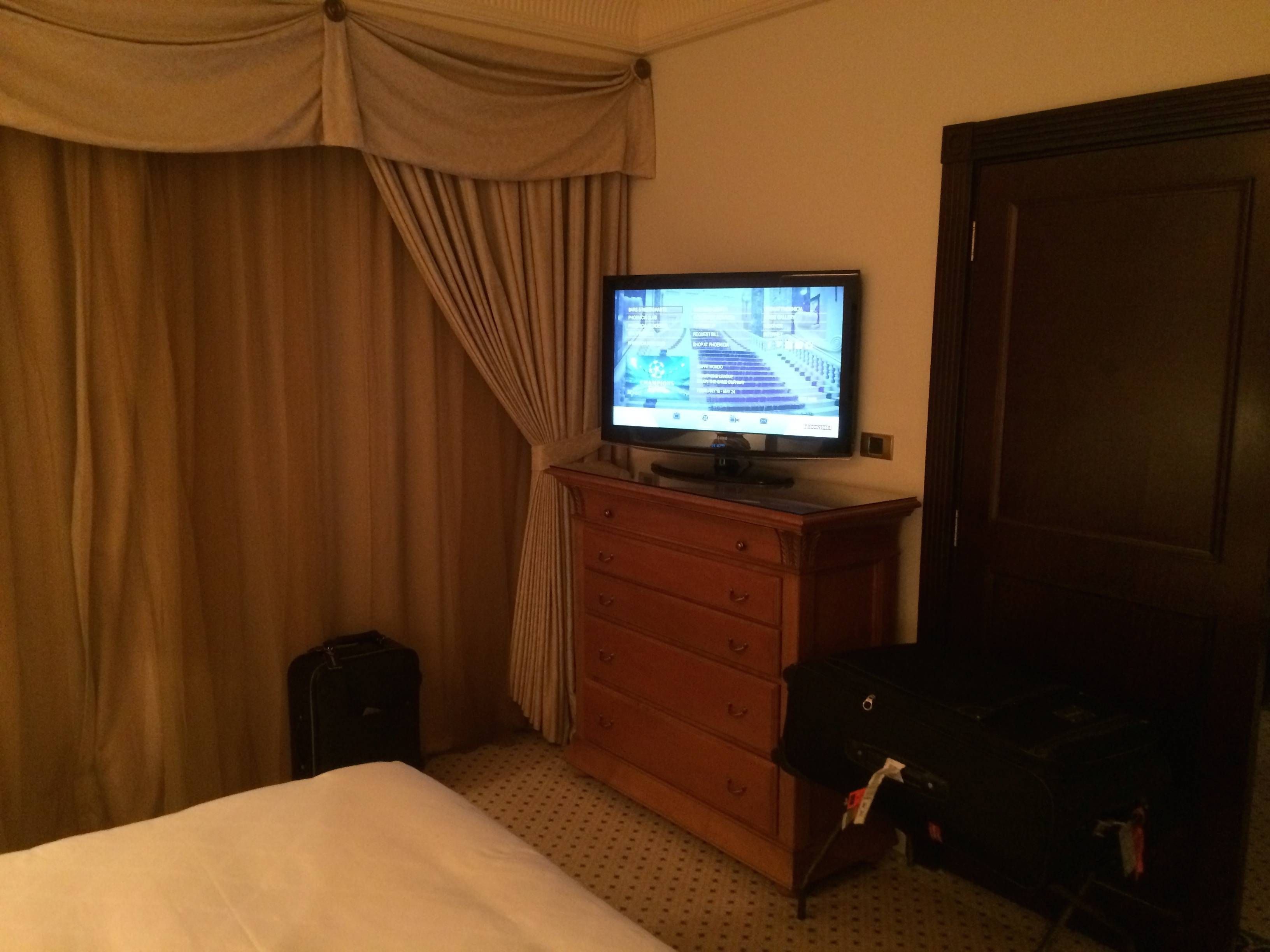 intercontinental phoenicia beirut