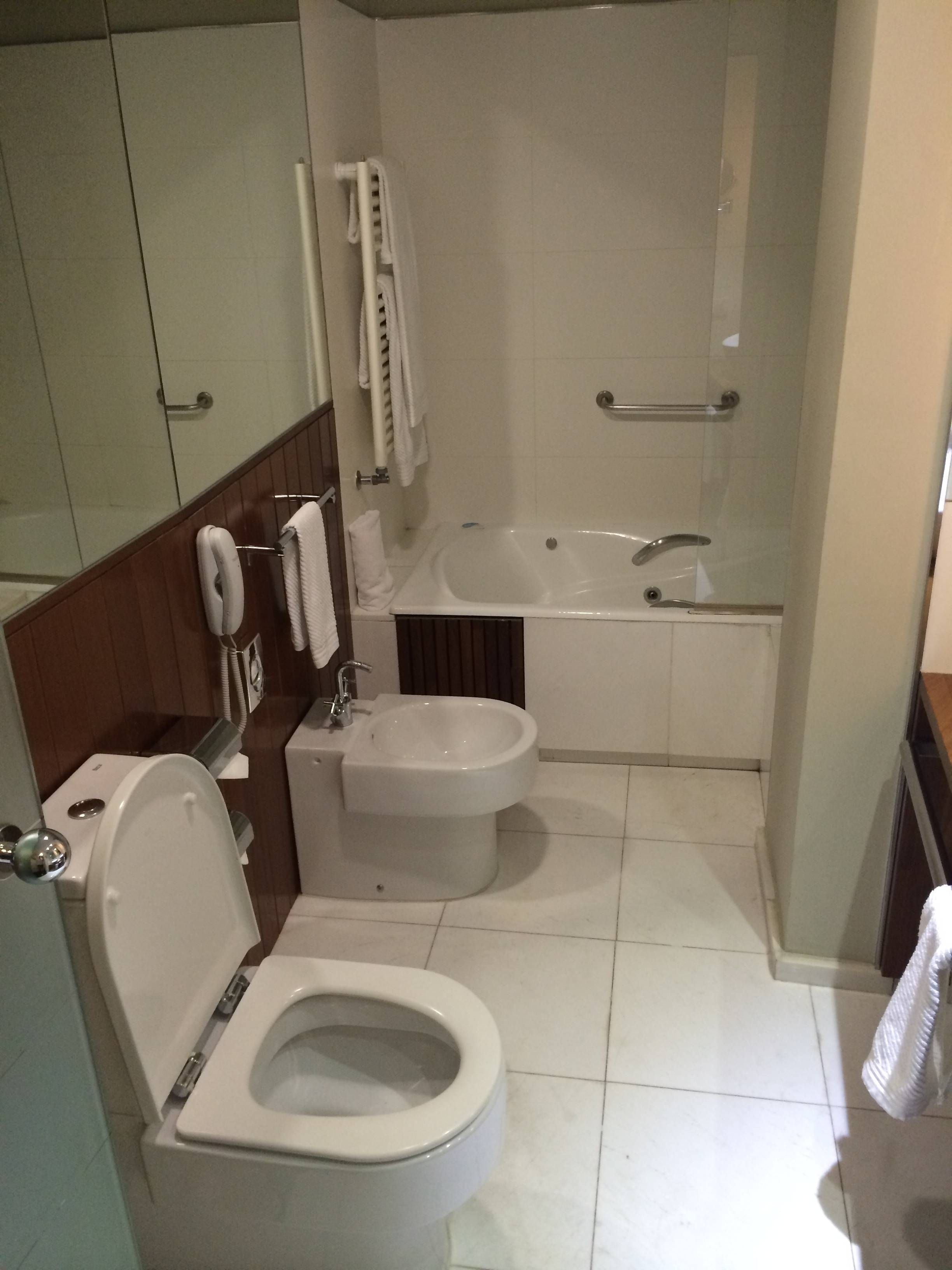 barcelona airport hotel passageirodeprimeira