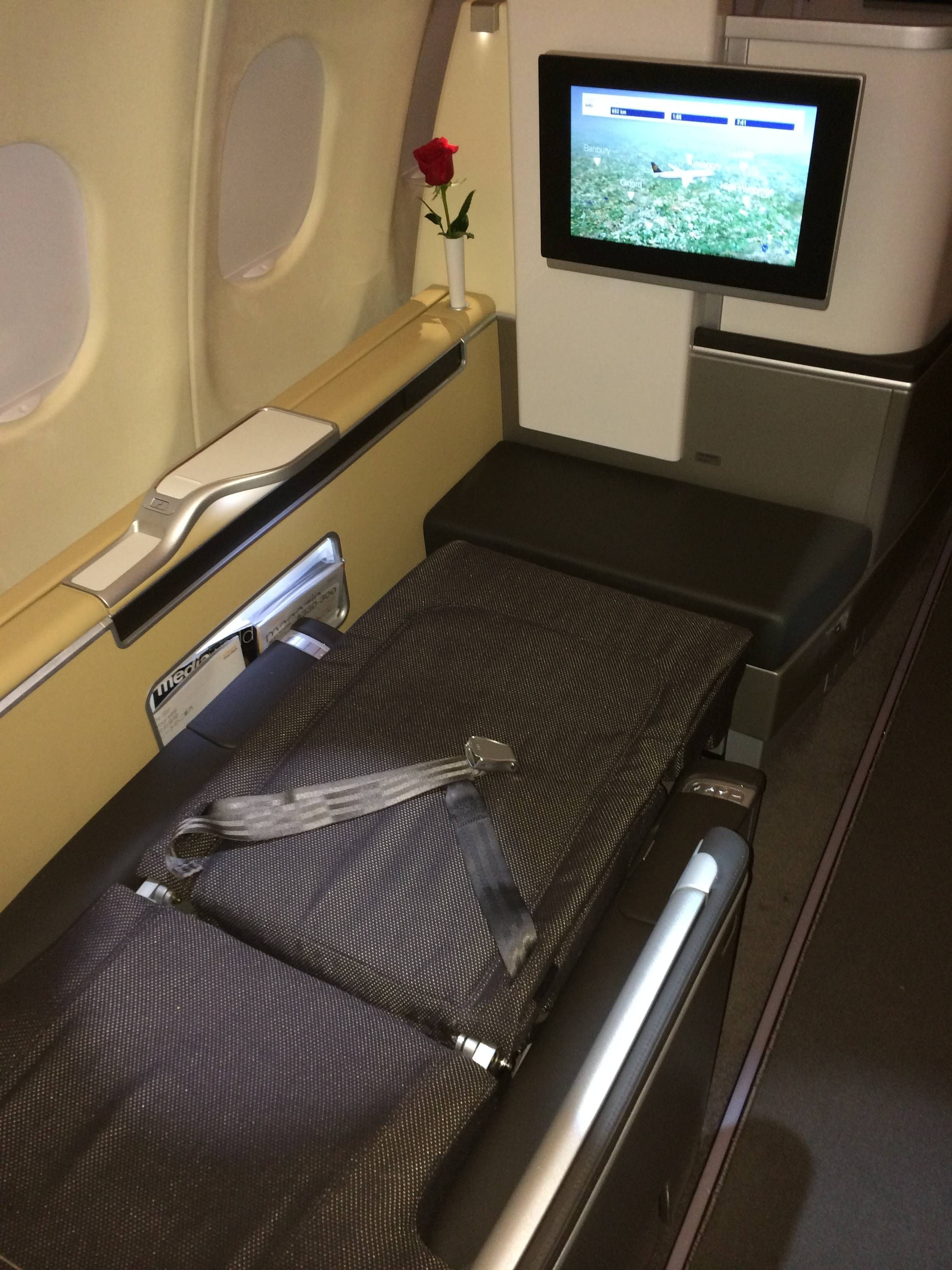 Lufthansa A330 First Class Primeira Classe - Passageirodeprimeira