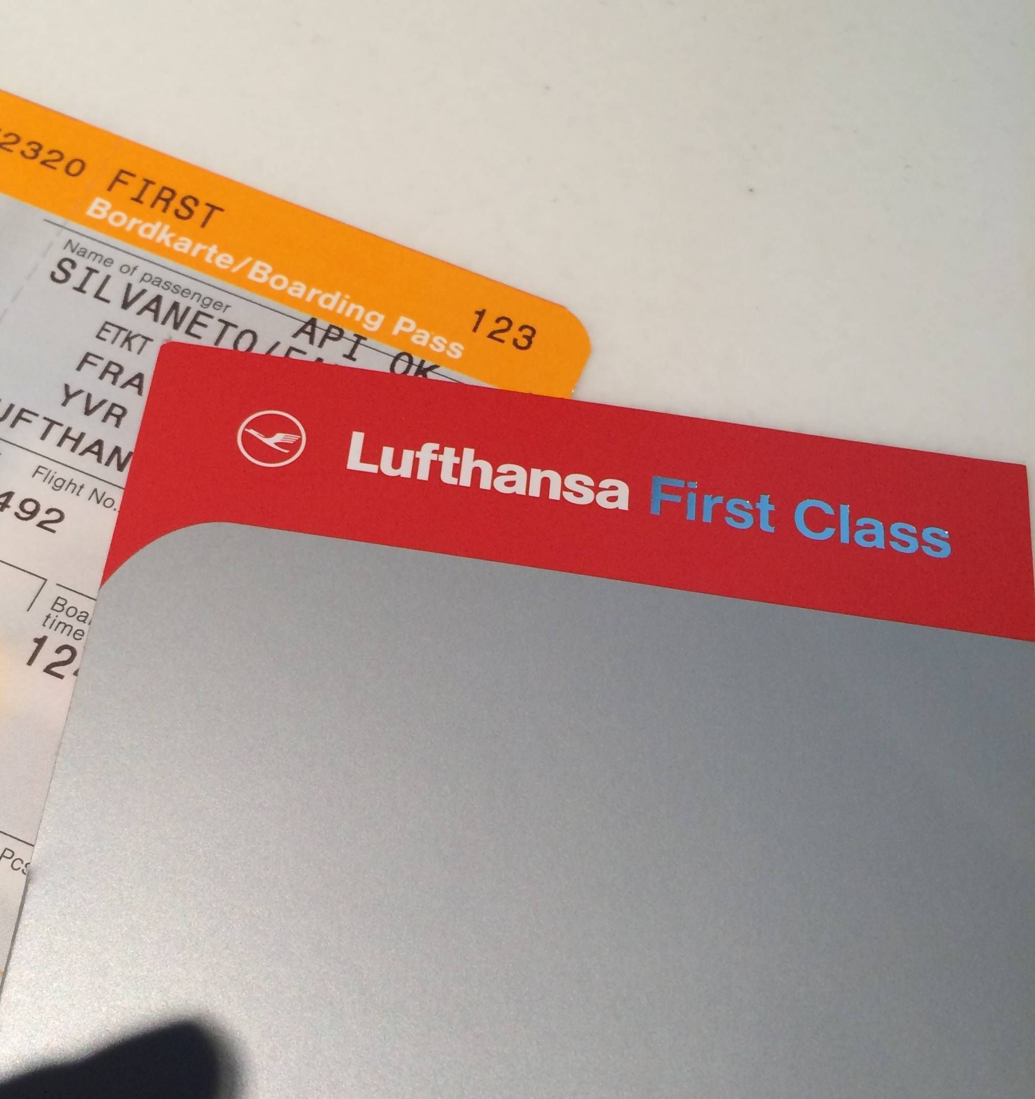 Lufthansa First Class Terminal - Passageirodeprimeira1
