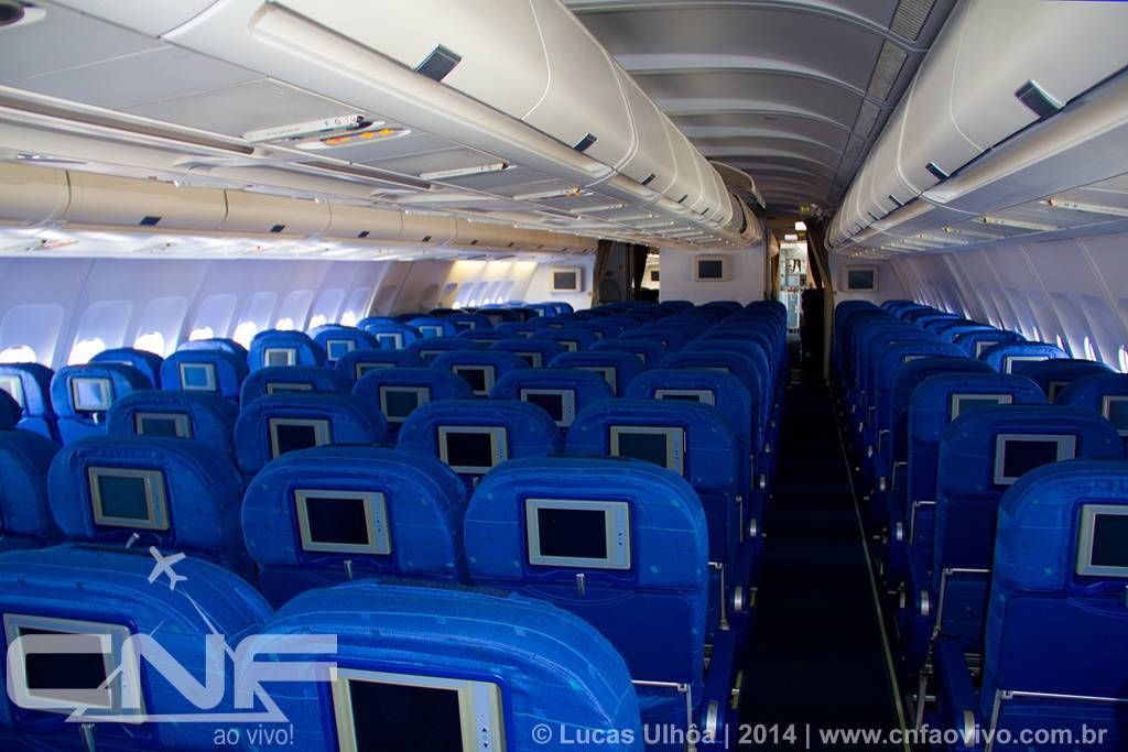 azul a330 interior