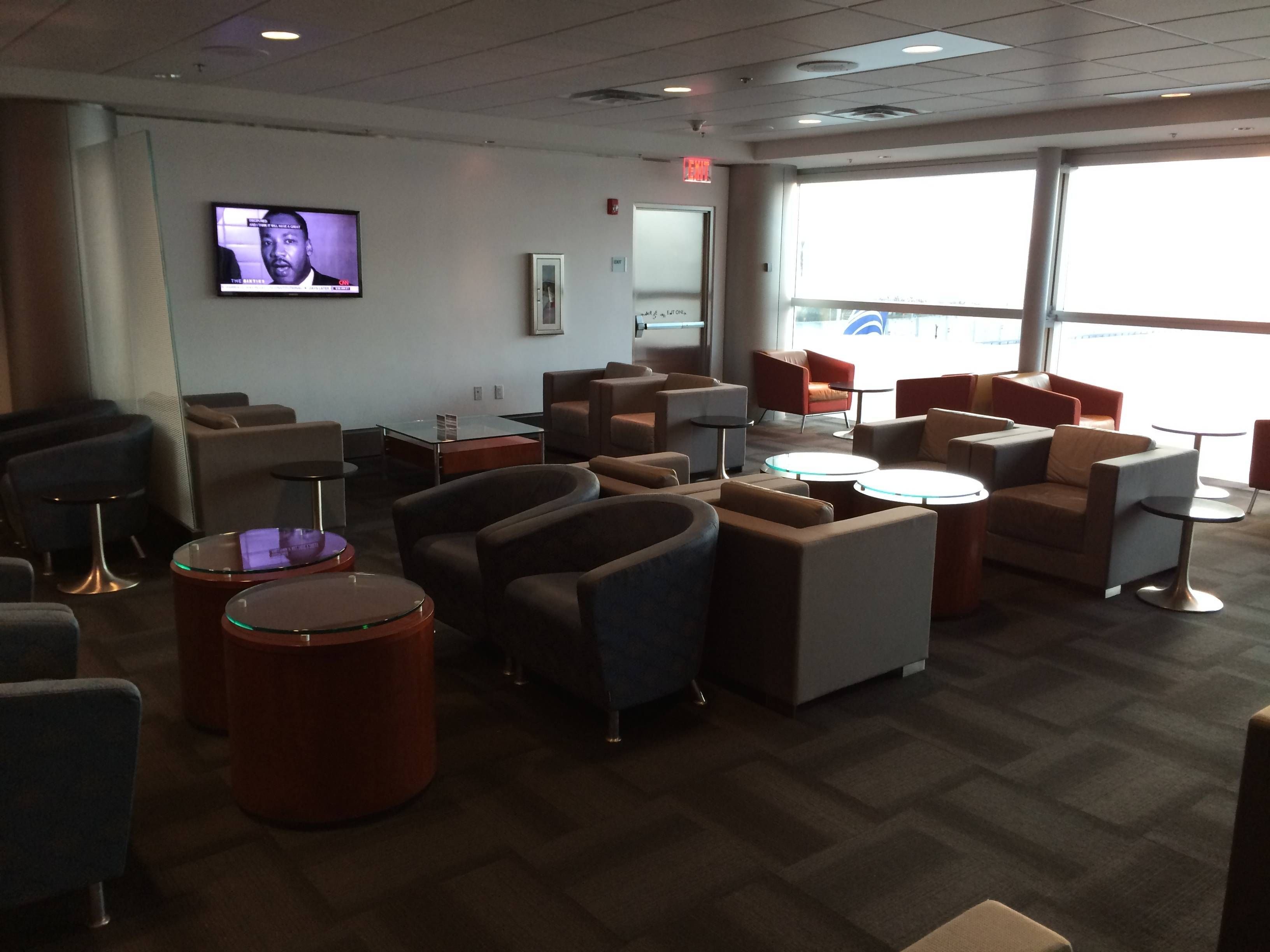 sala vip latam miami passageirodeprimeira