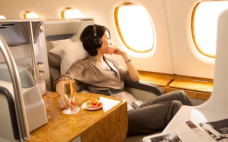 emirates business class