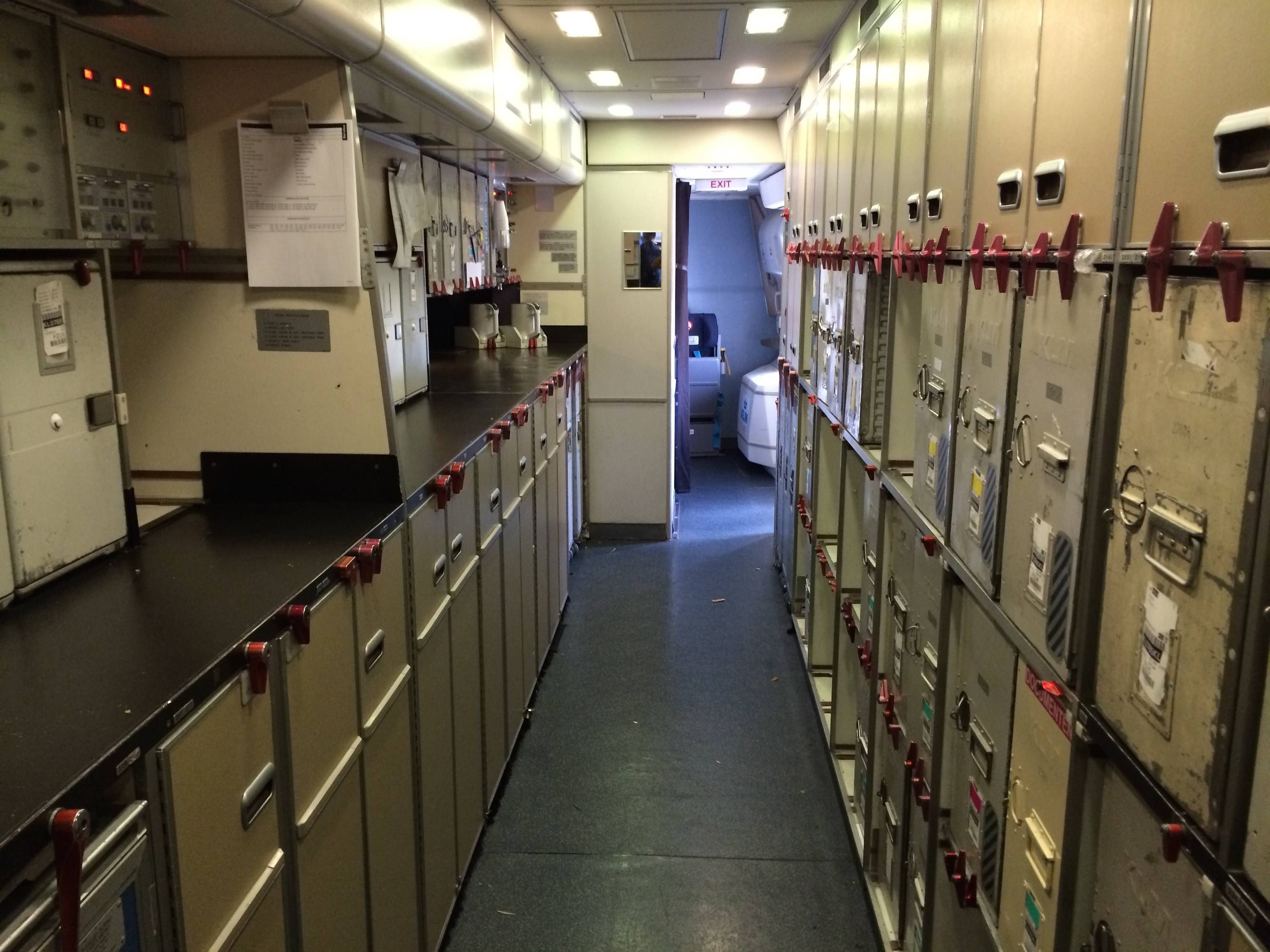 KLM b747 new business class nova classe executiva