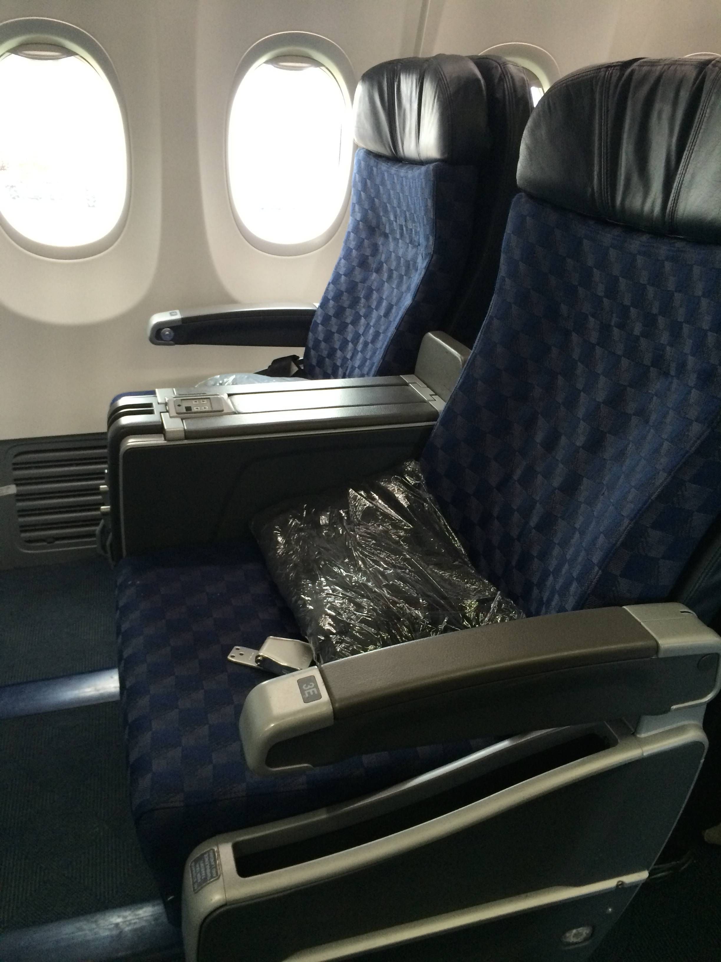 american airlines b737 sky interior