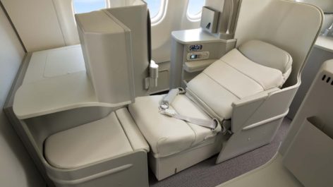 Last minute! Emita classe executiva da Alitalia usando milhas Smiles