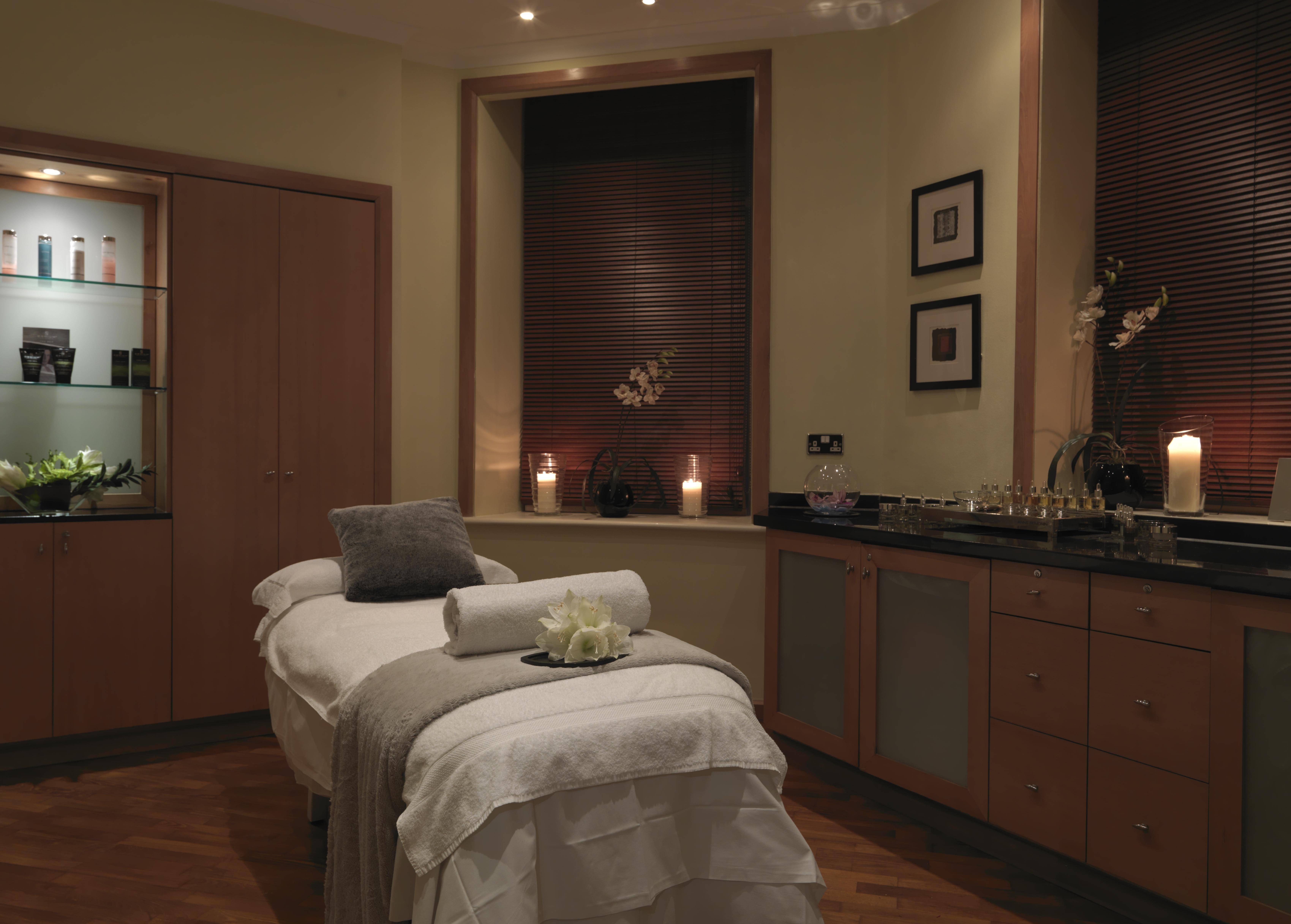 38788227-H1-Spa_Treatmentroom
