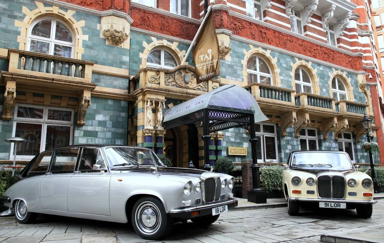 61966667-H1-Vintage_Daimler_Outside_Taj51BG_2014_edit