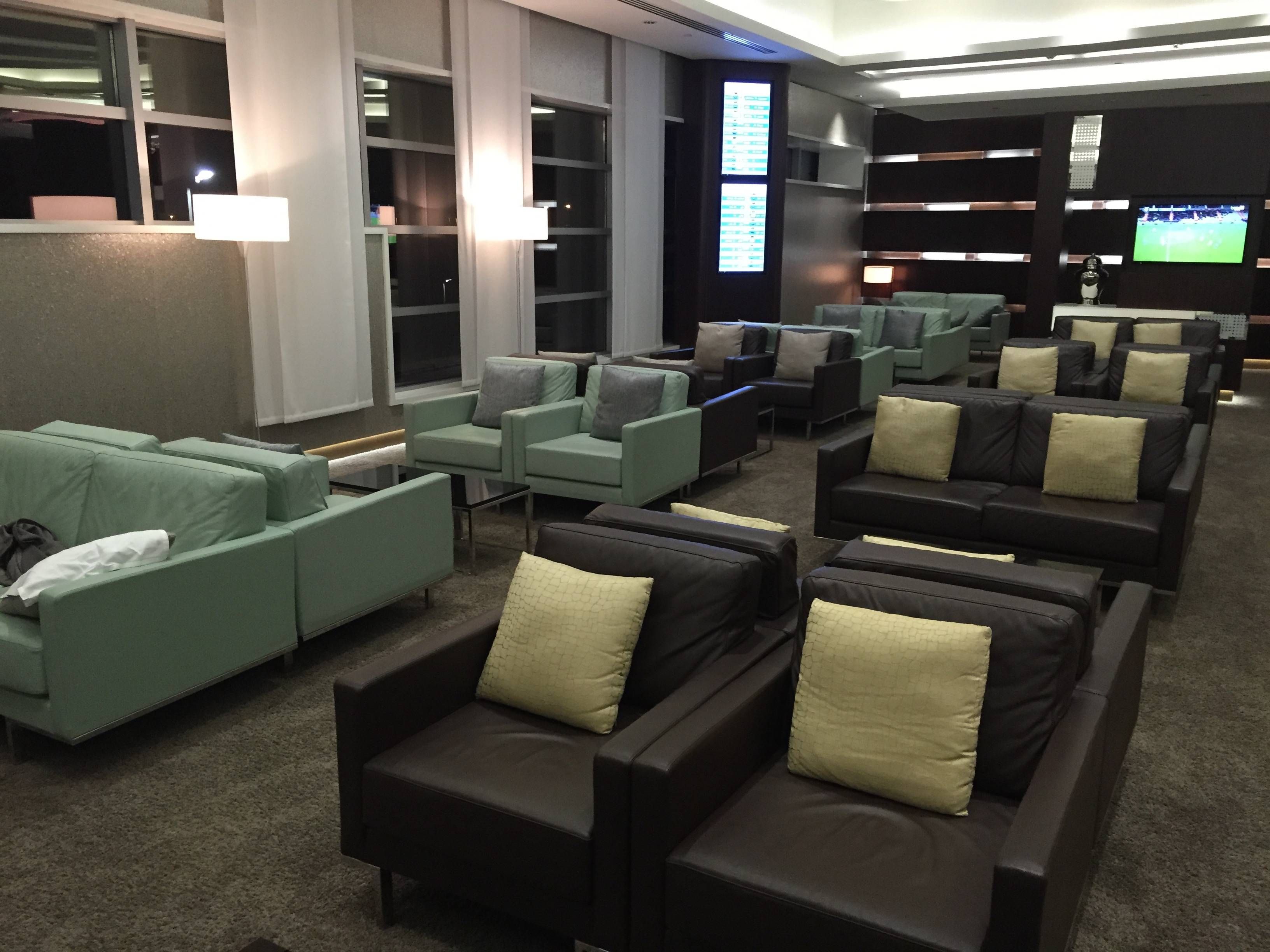 Etihad Premium Lounge Abu Dhabi - Passageiro de Primeira29