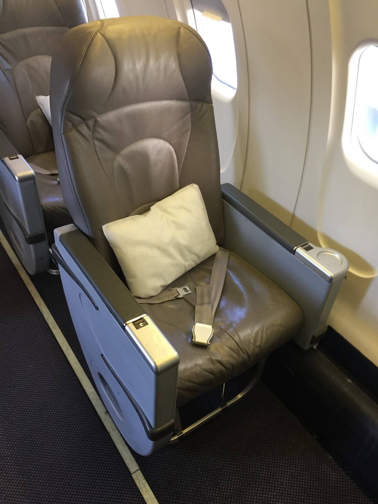 Air Canada Business Class CRJ-03