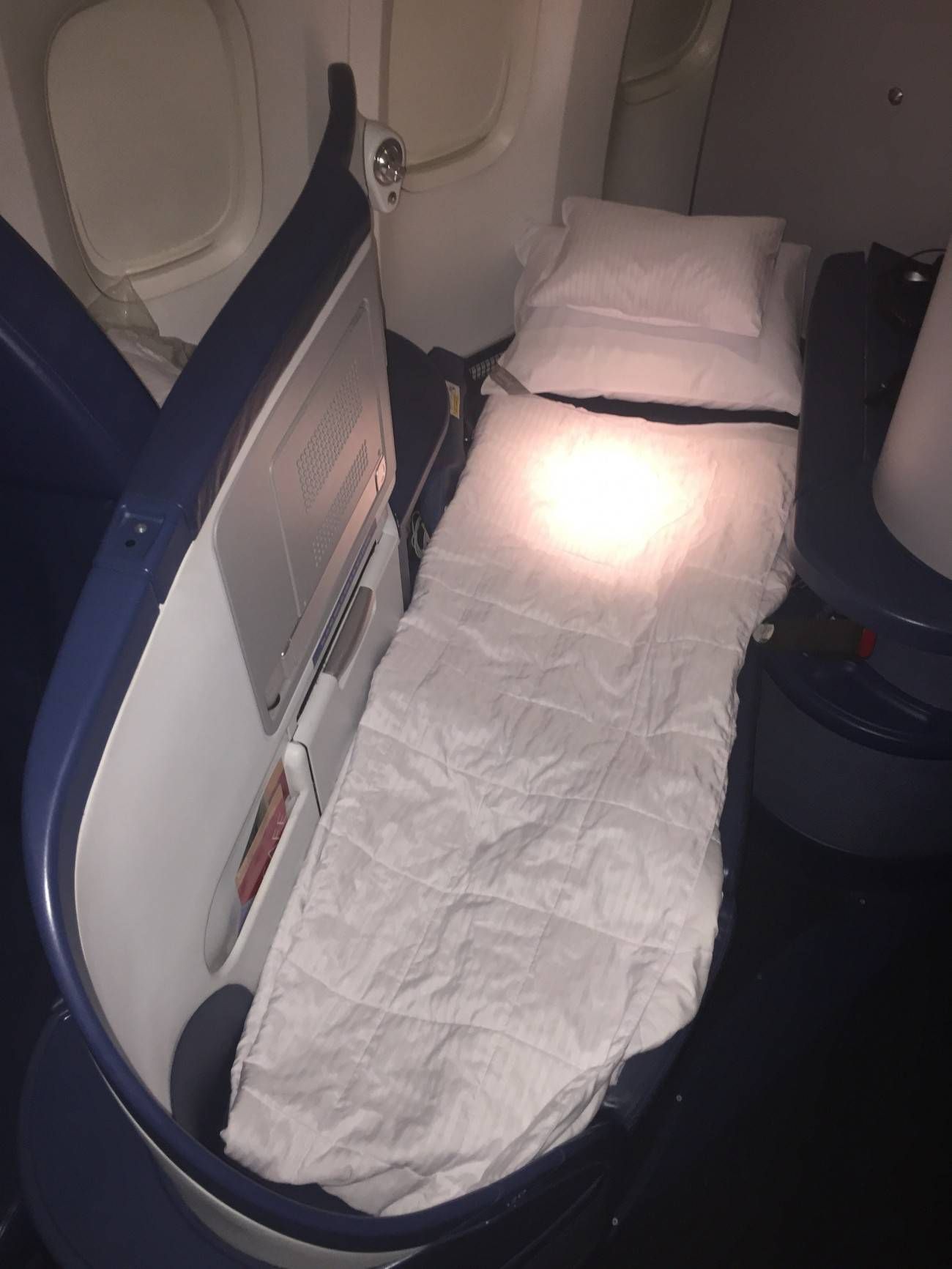 Delta Classe Executiva Business Class B777-026