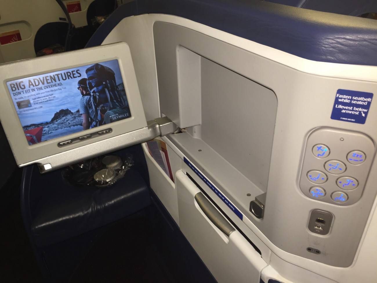 Delta Classe Executiva Business Class B777-08