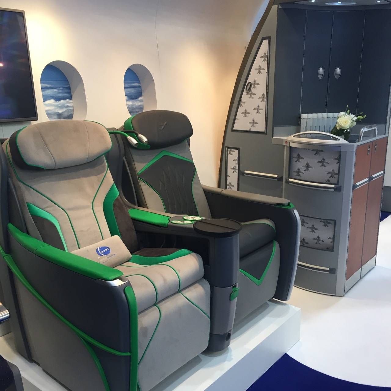 Aircraft Interiors Expo 2015-031