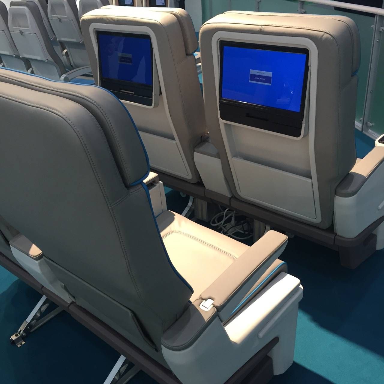 Aircraft Interiors Expo 2015-09