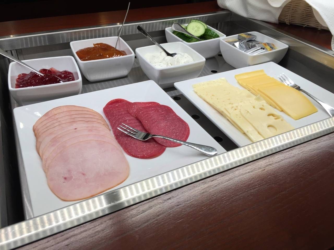 Hamburg Airport Lounge -017