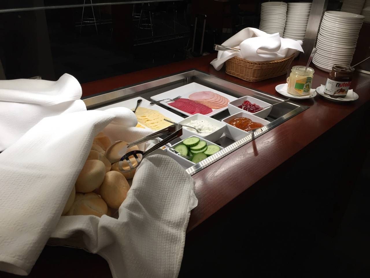 Hamburg Airport Lounge -019