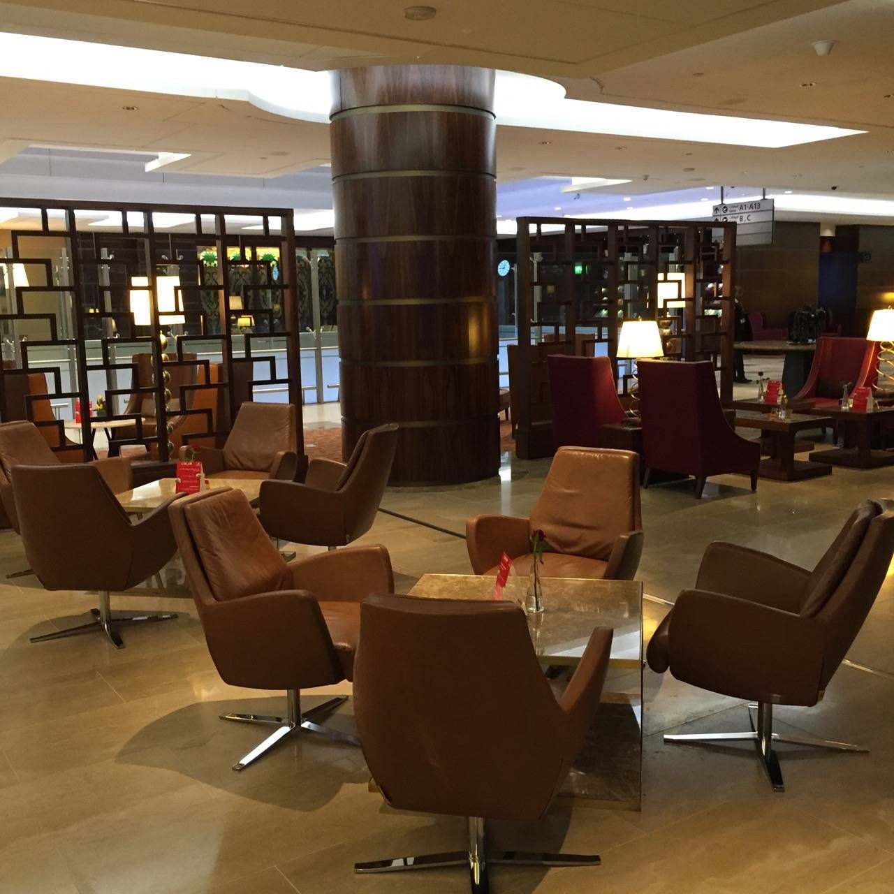 Emirates First Class Lounge Dubai -030