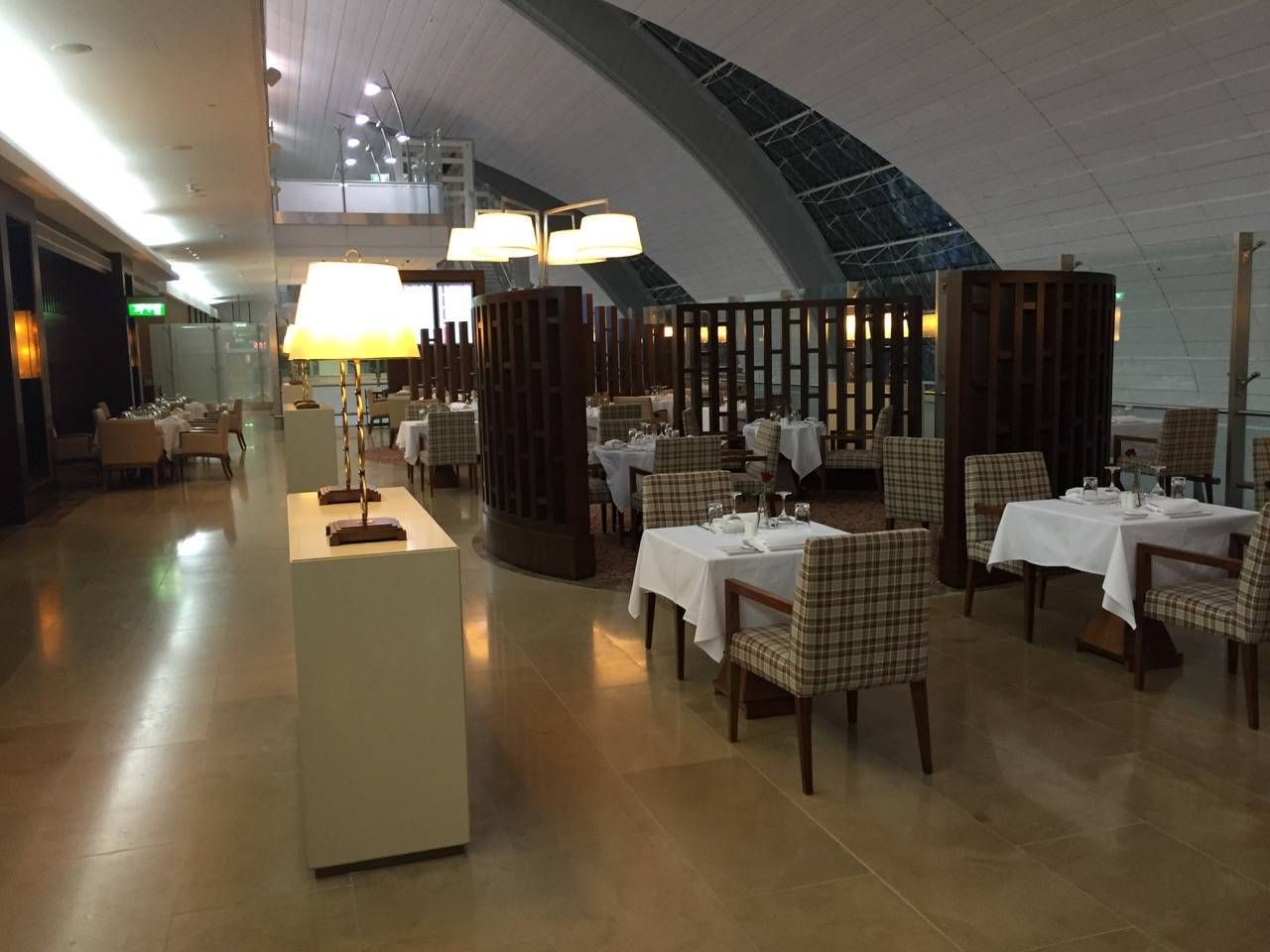 Emirates First Class Lounge Dubai -048