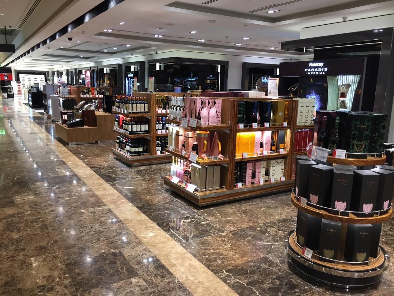 Emirates First Class Lounge Dubai -078