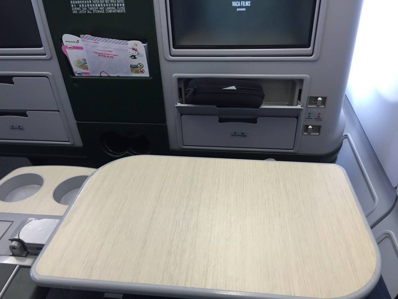 Eva Air A330 Business Class Royal Lauren-034