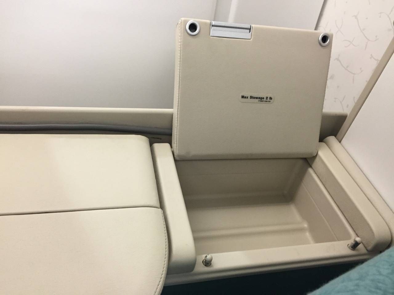 Korean Air First Class A380-019