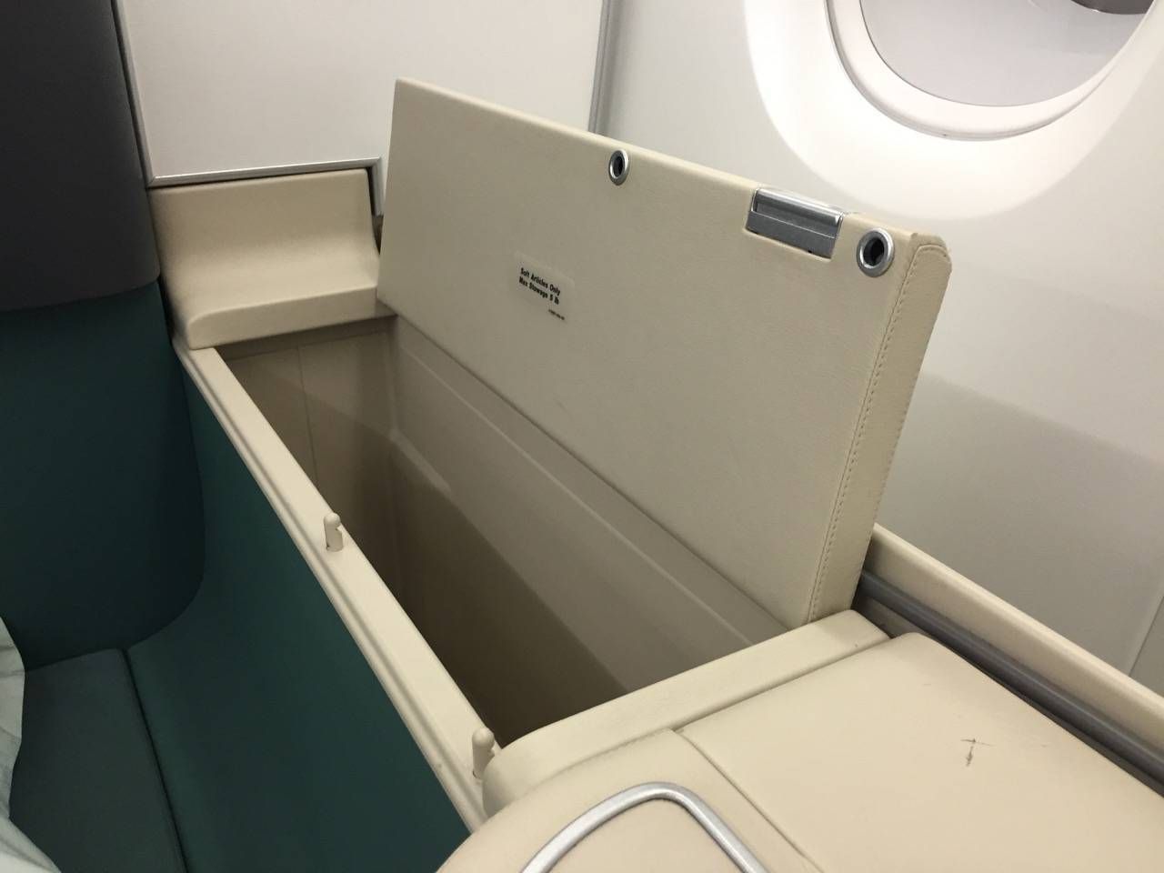 Korean Air First Class A380-020