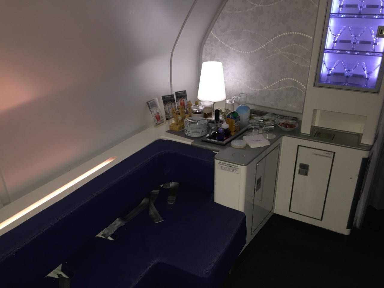 Korean Air First Class A380-054