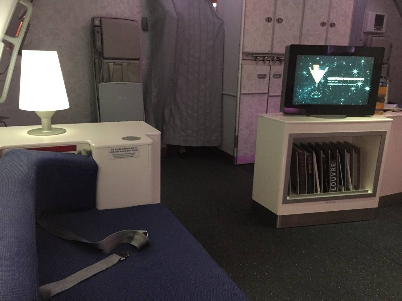 Korean Air First Class A380-057