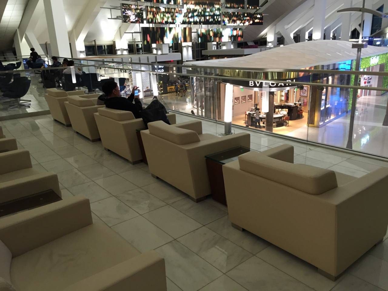 Korean Air First Class Lounge LAX -01