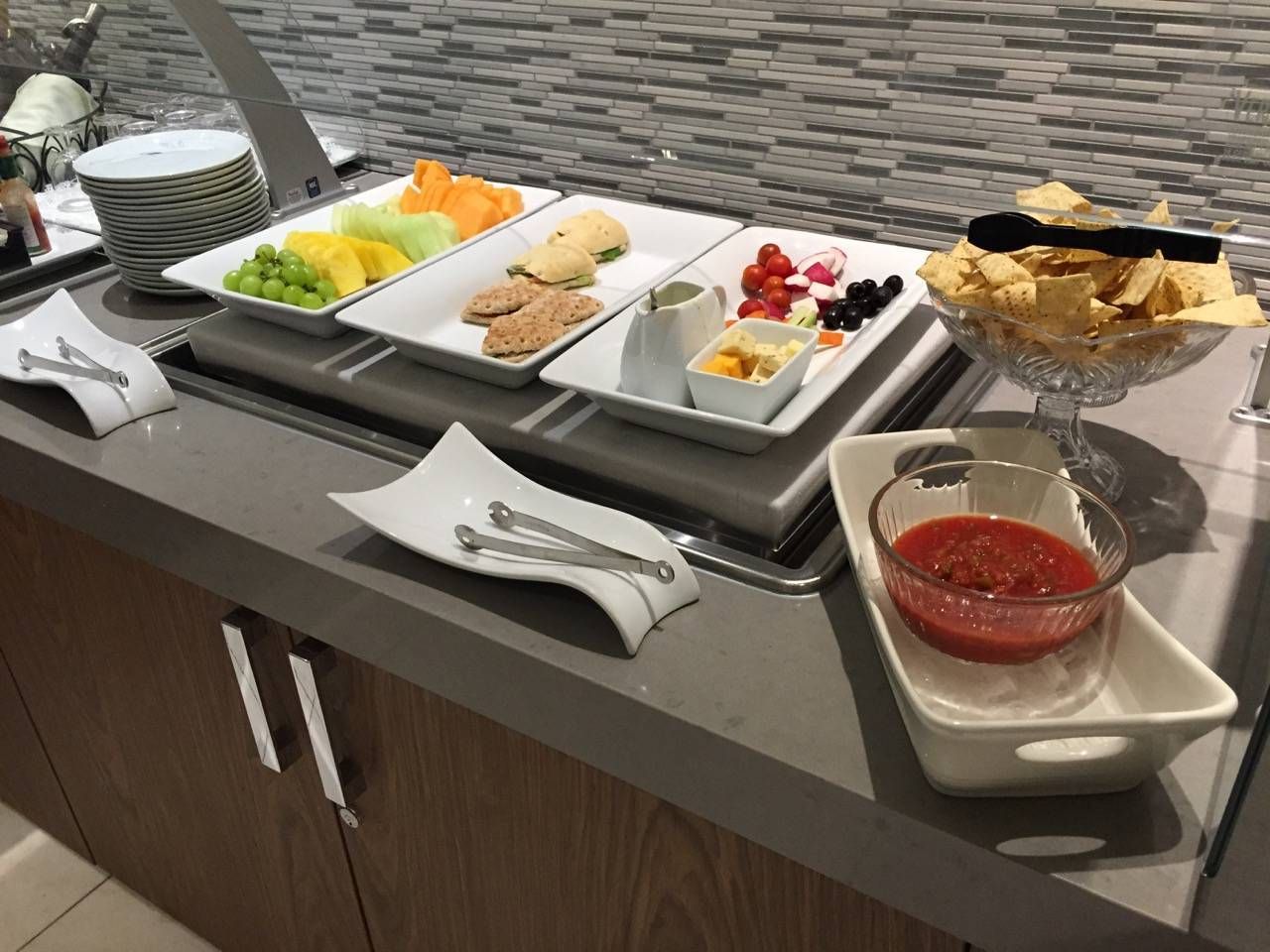 Korean Air First Class Lounge LAX -02