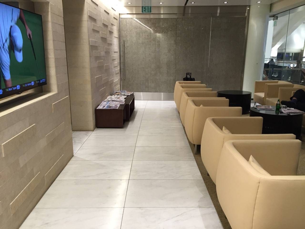 Korean Air First Class Lounge LAX -027