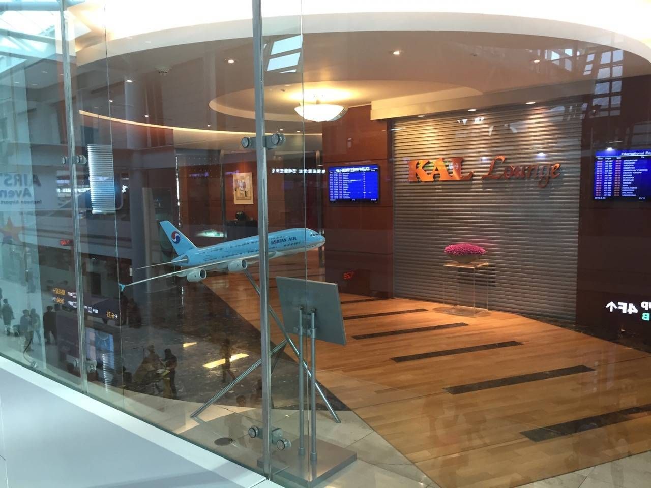 Korean Air First Class Lounge Seoul ICN-013