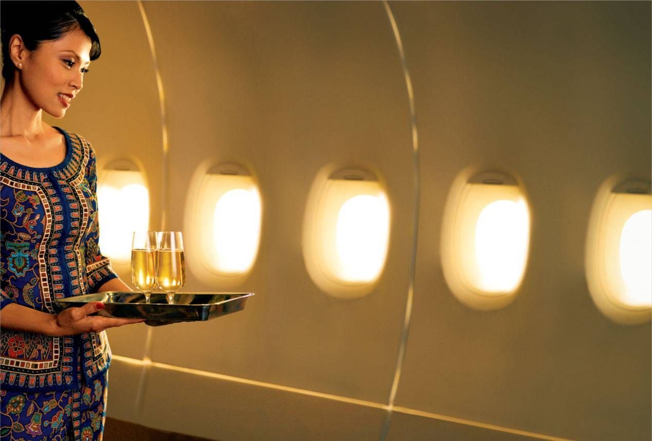 SINGAPORE AIRLINES_Singapore Girl