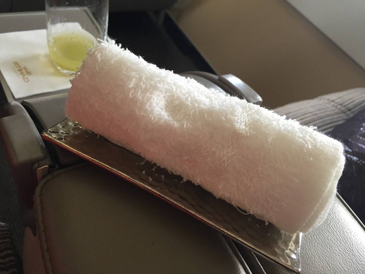 Etihad A320 Business Class-012